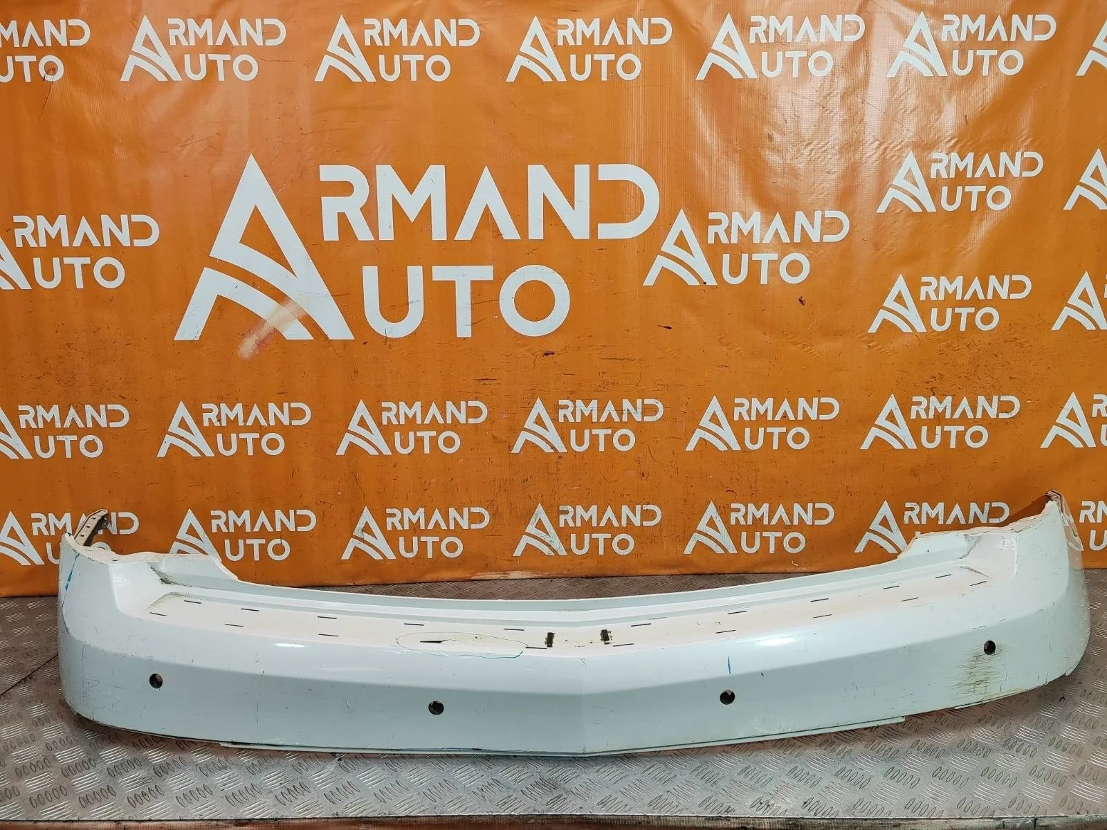 Бампер Cadillac SRX 2009-2016