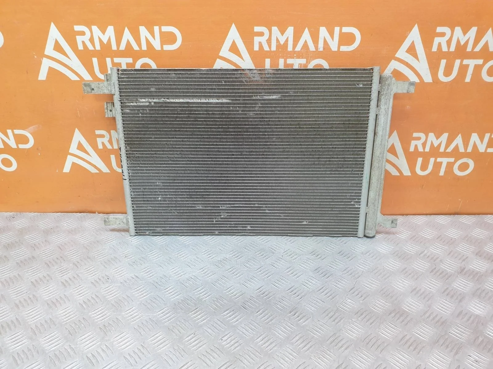 Радиатор кондиционера Volkswagen Tiguan 2016-нв