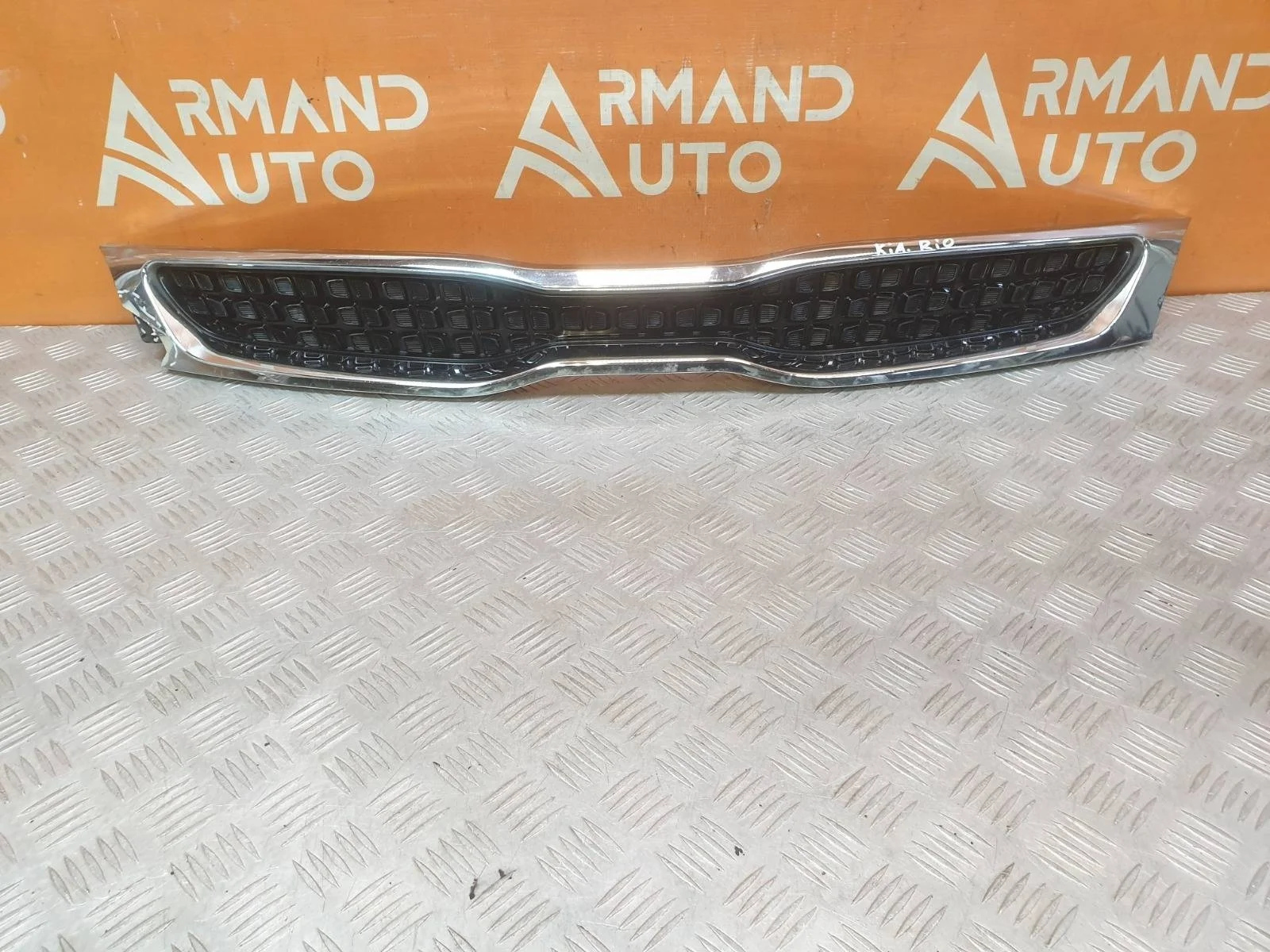 Решетка радиатора Kia Rio 2017-2020 4 FB