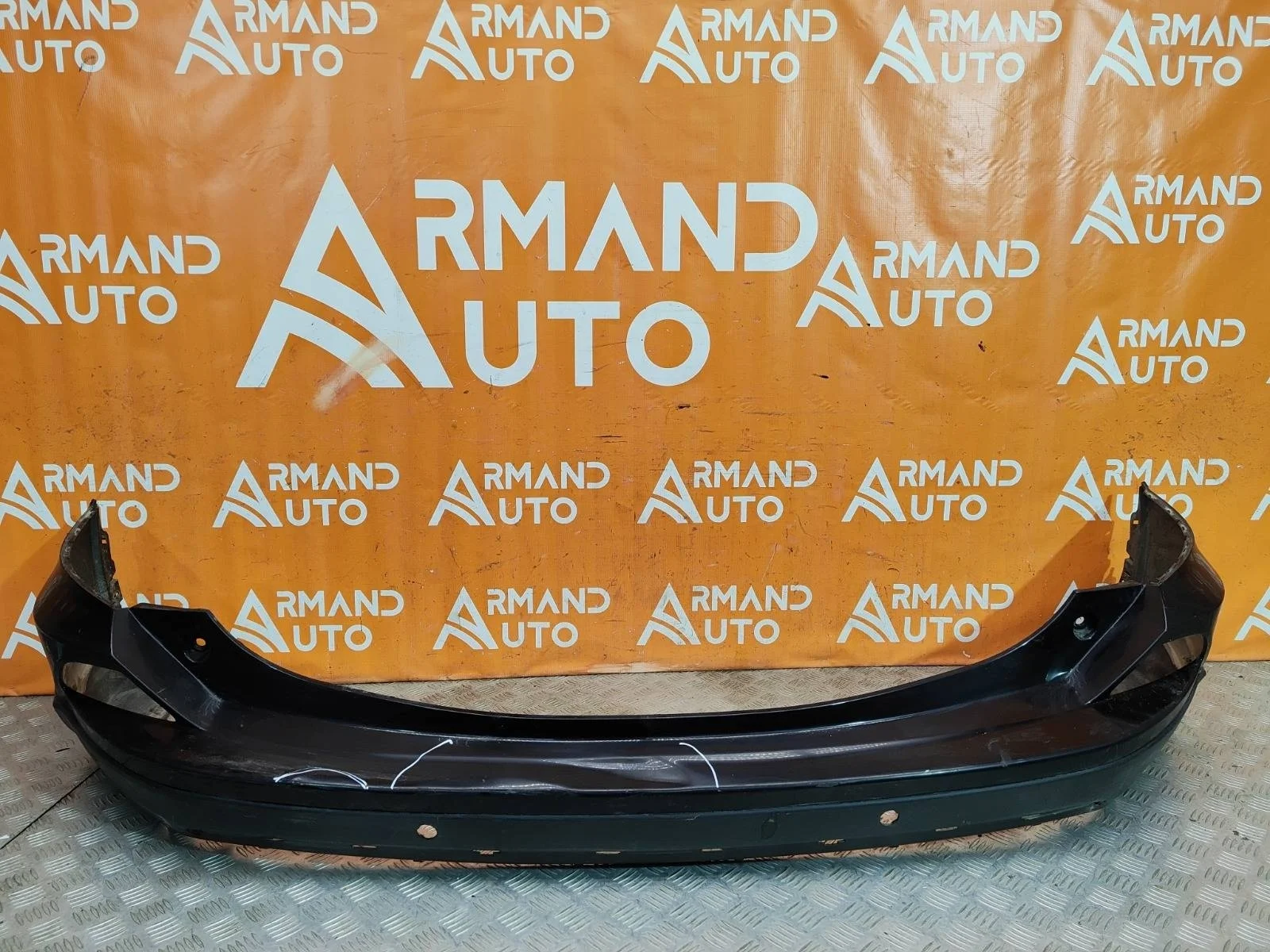 Бампер Toyota RAV4 2015-2019 CA40