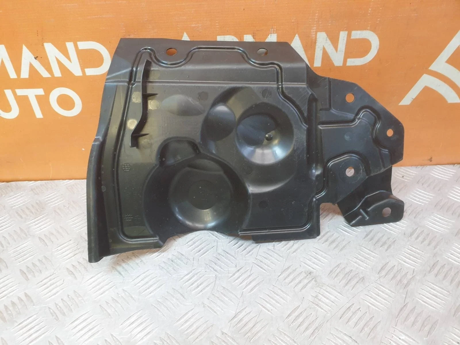 Пыльник двигателя Nissan X-Trail 2013-2022 T32