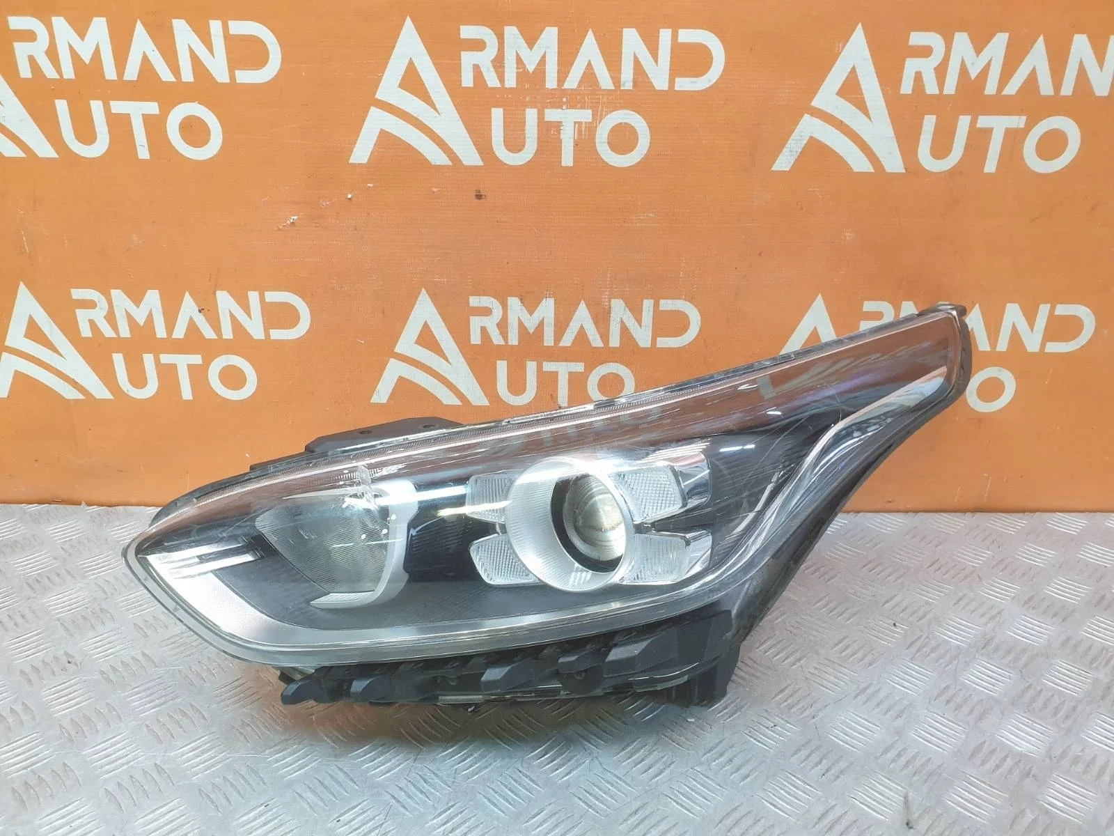 Фара KIA Cerato 2018-2021 4