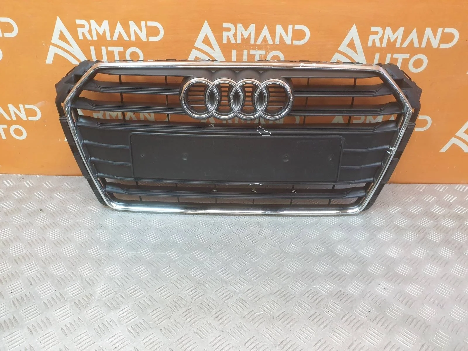 Решетка радиатора Audi A4 2015-2020 B9