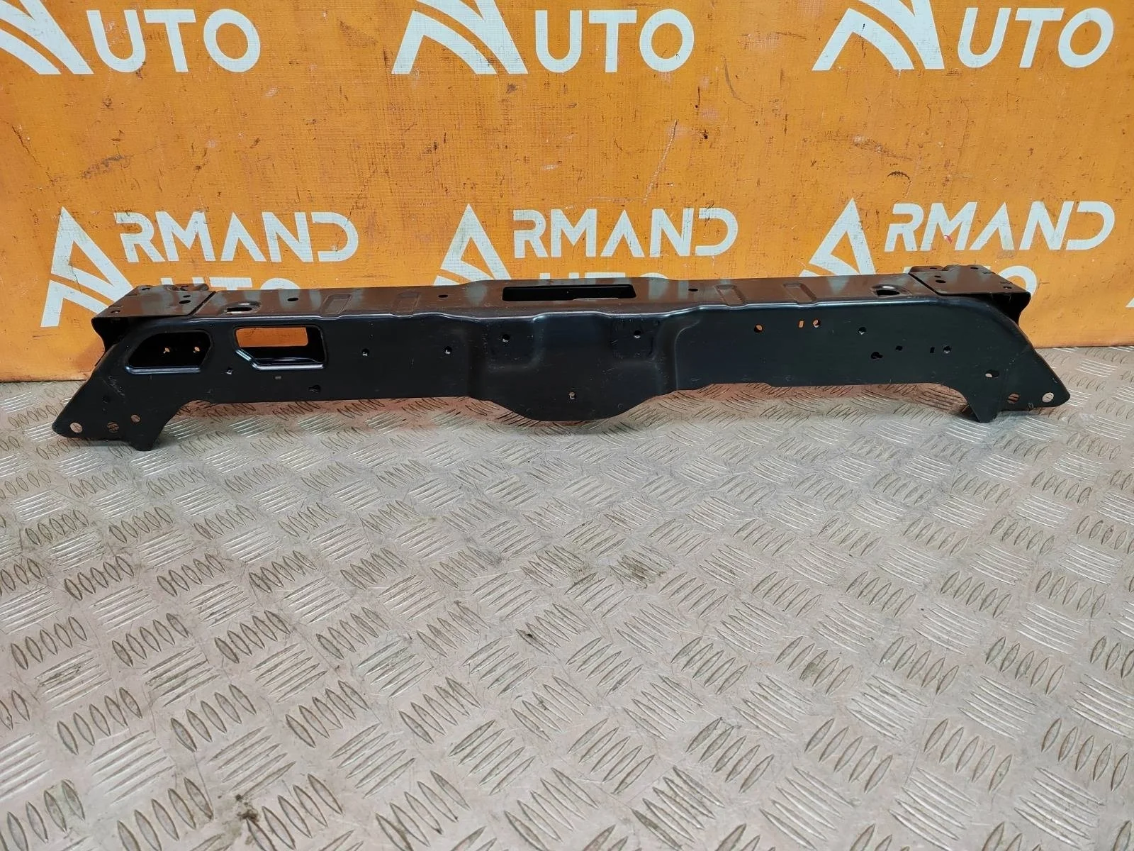 Панель передняя (суппорт радиатора) верхняя Kia Soul 2013-2019 PS