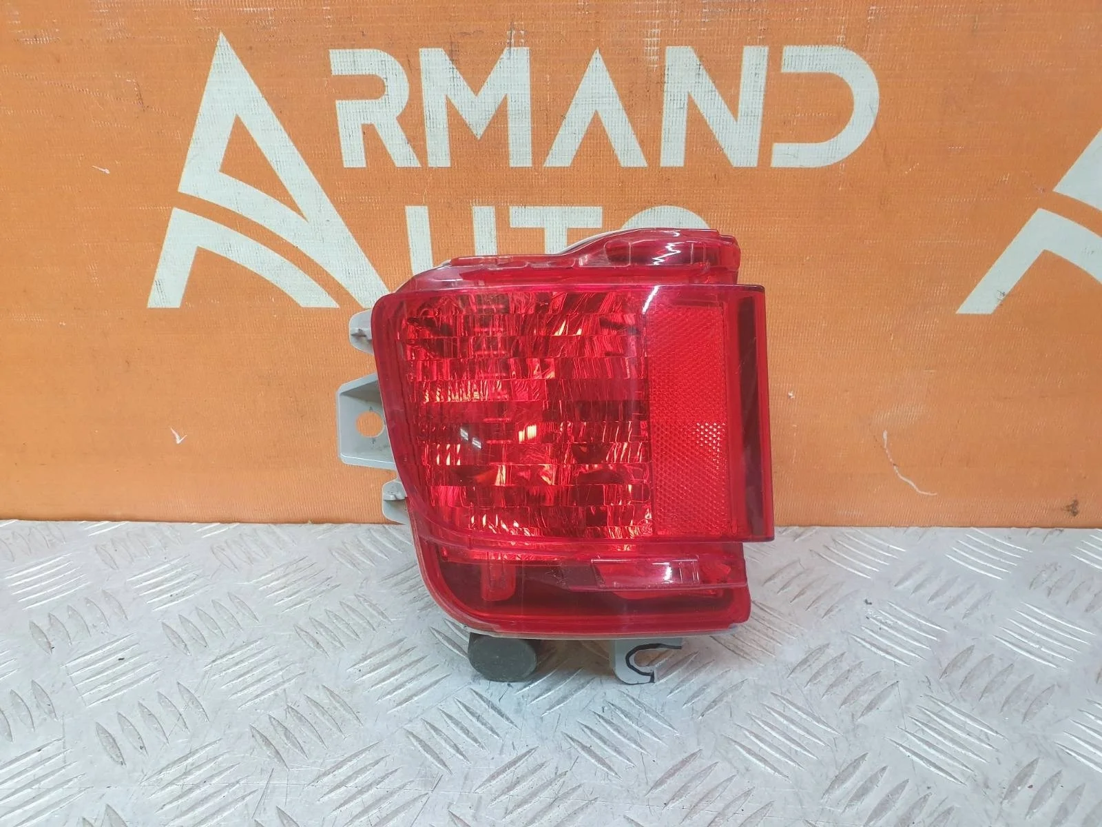 Фонарь противотуманный Toyota Land Cruiser 2015-2021 200