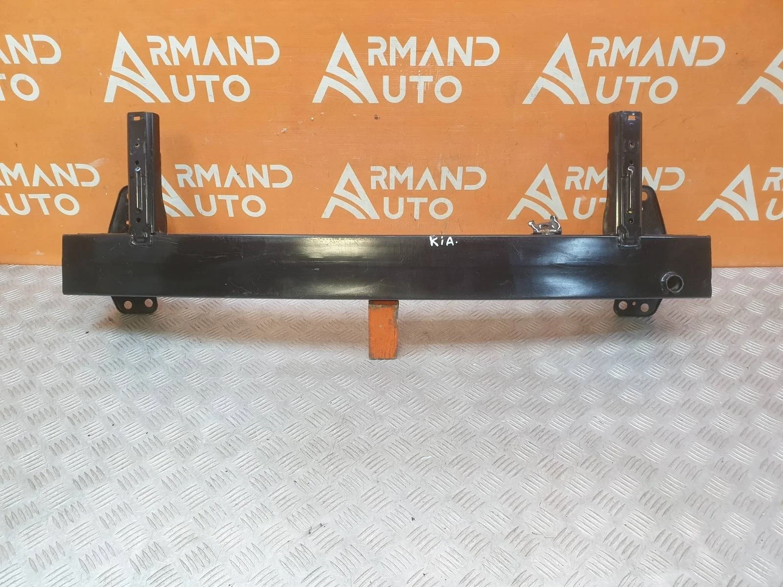 Усилитель бампера Kia Rio 2017-2020 4 FB
