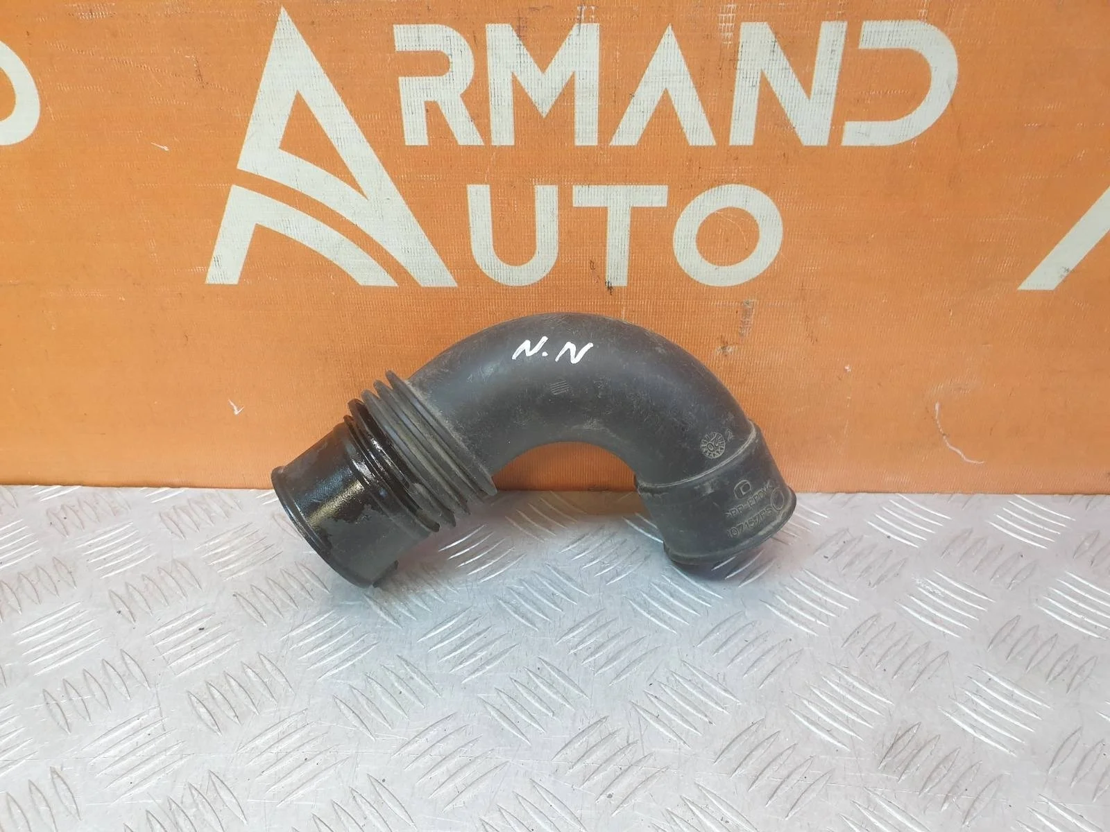 Воздуховод воздушного фильтра Lada X-RAY 2015-нв