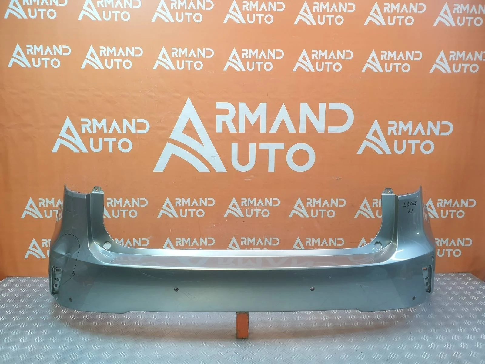 Бампер Lexus RX 2015-2019 4