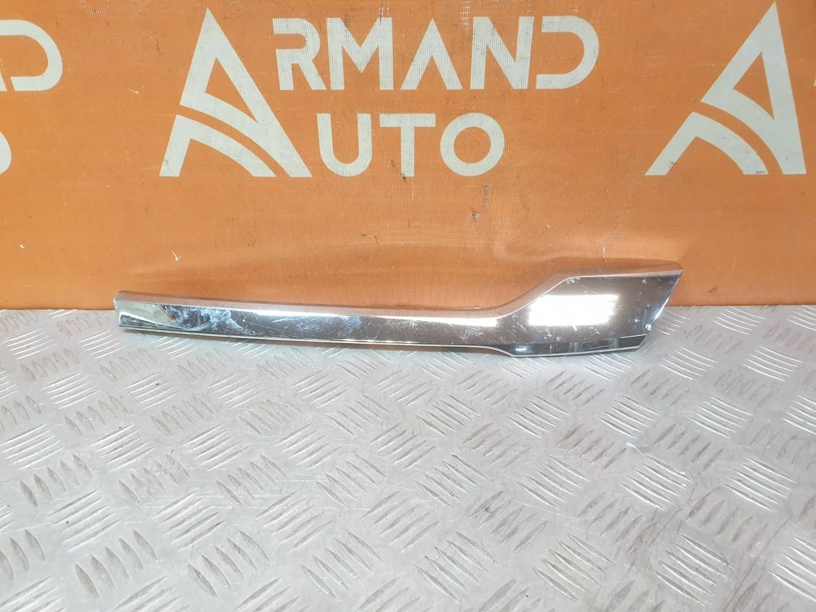 Накладка решетки радиатора Mitsubishi Pajero Sport 2015-2021 3