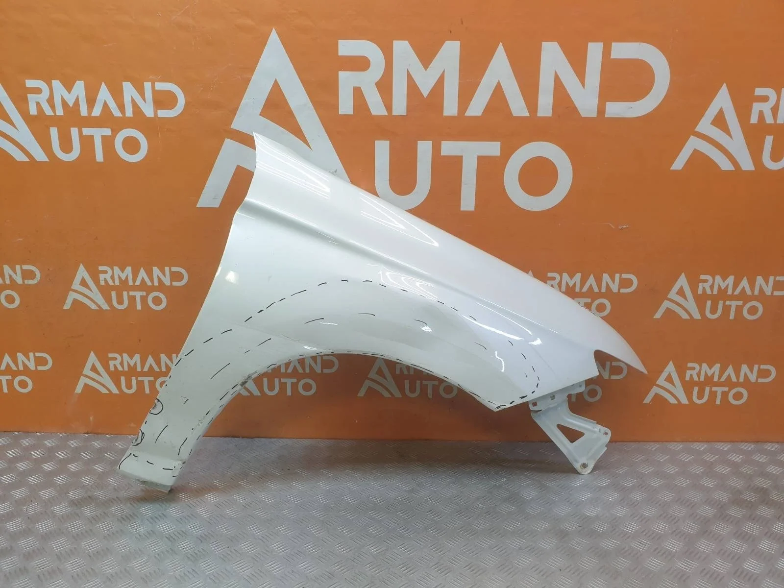 Крыло Mitsubishi Outlander 2012-2015 3