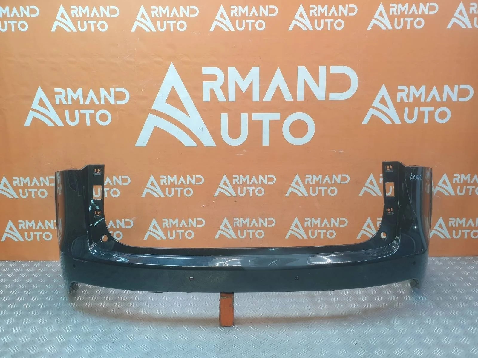 Бампер Lexus NX 2014-2021