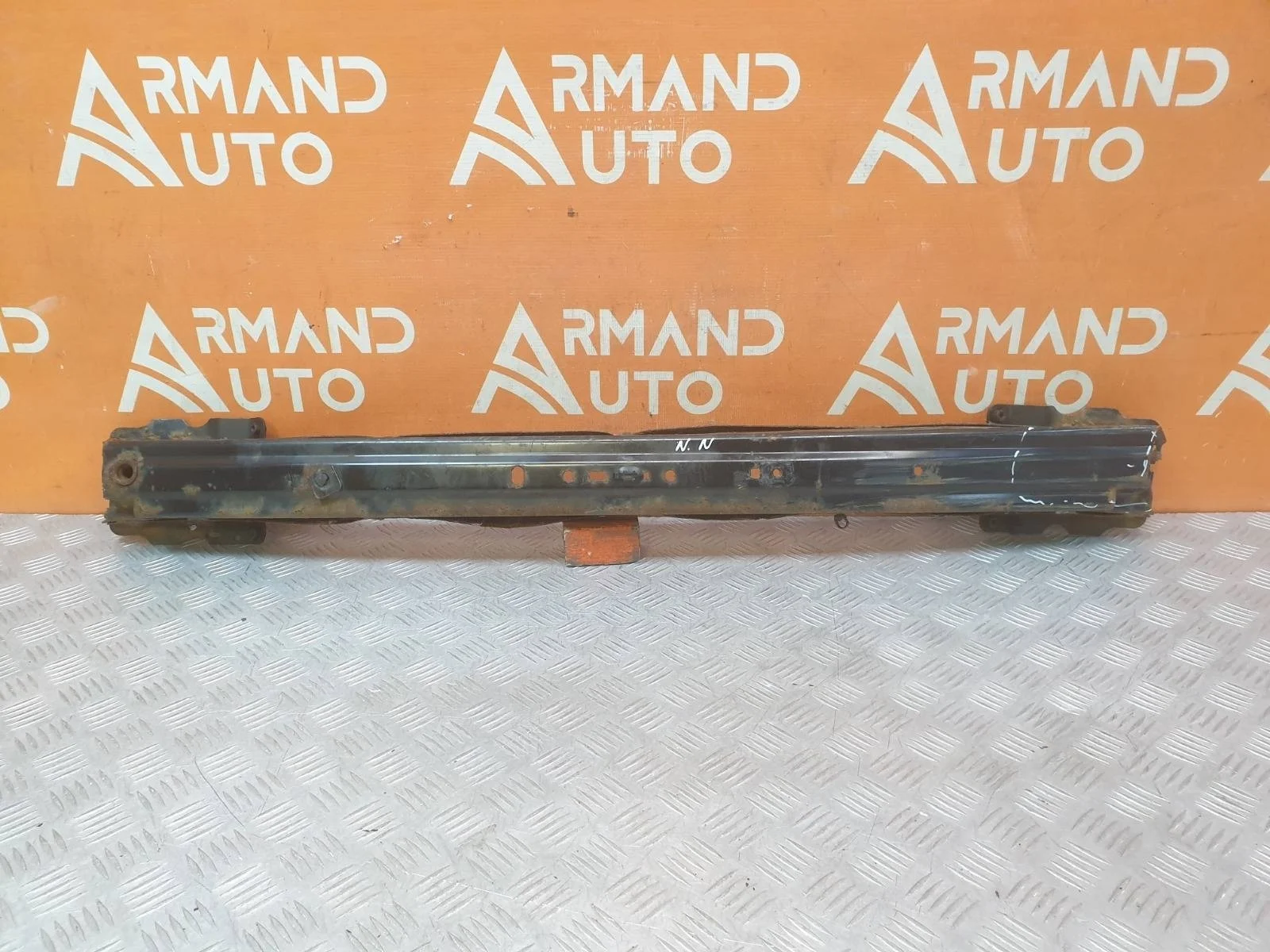 Усилитель бампера Ford Fiesta 2002-2008 Mk5