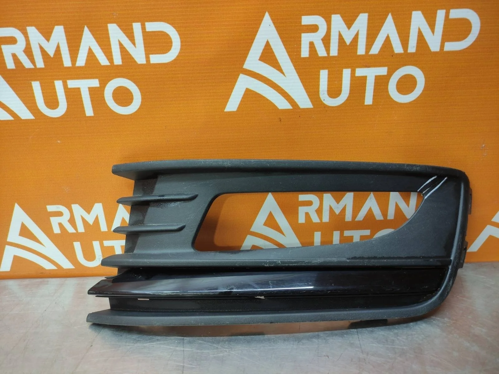 Окантовка птф Volkswagen Polo 2014-2020 5