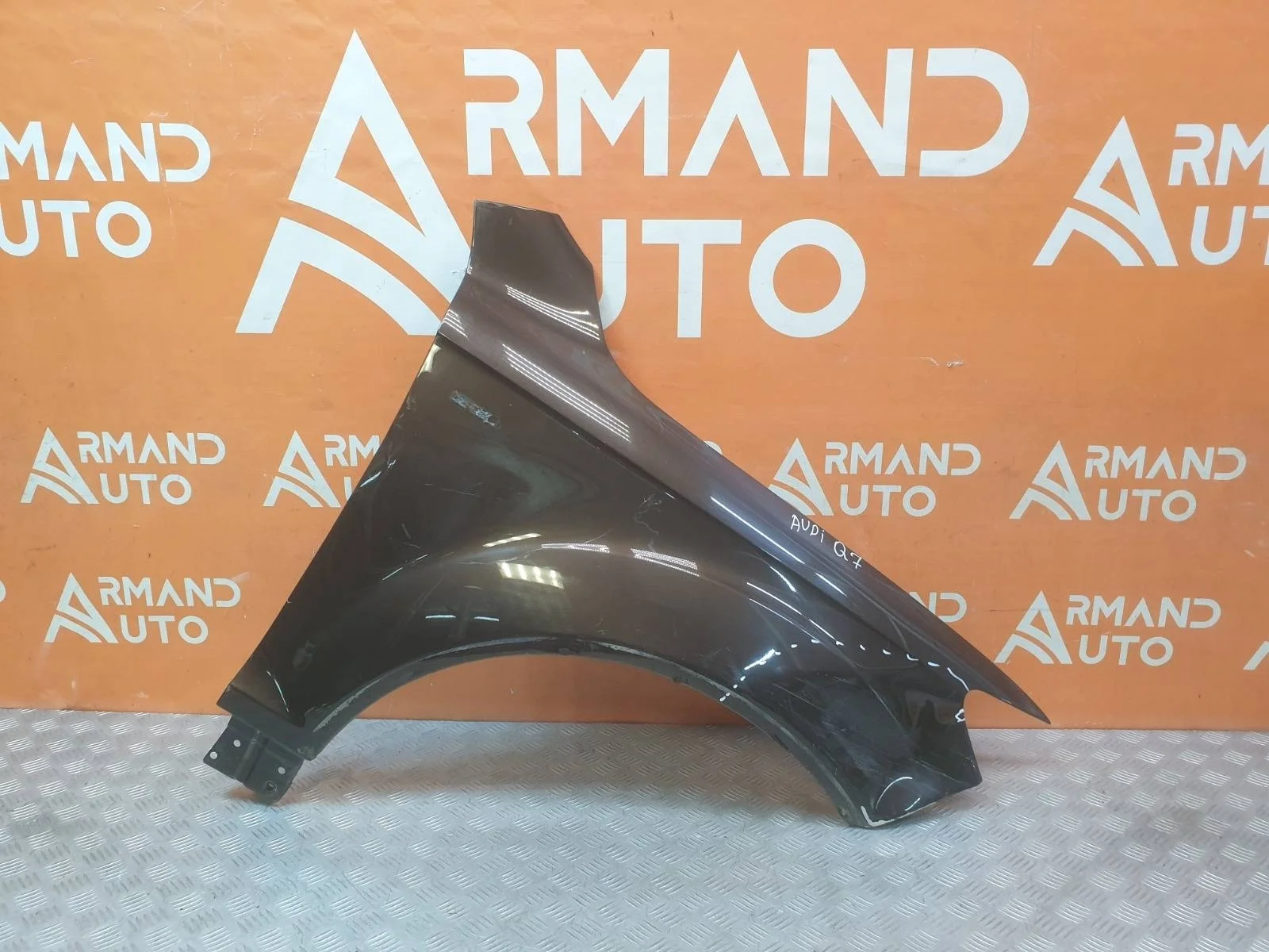 Крыло Audi Q7 2005-2015 4L