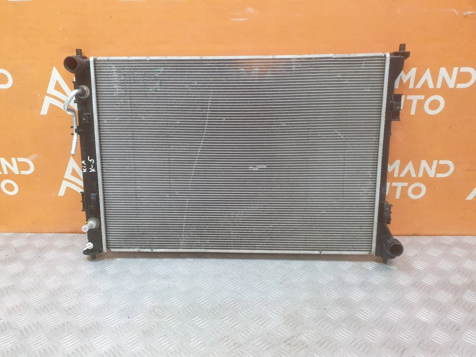 Радиатор двигателя (двс) Kia K5 2020-нв 3