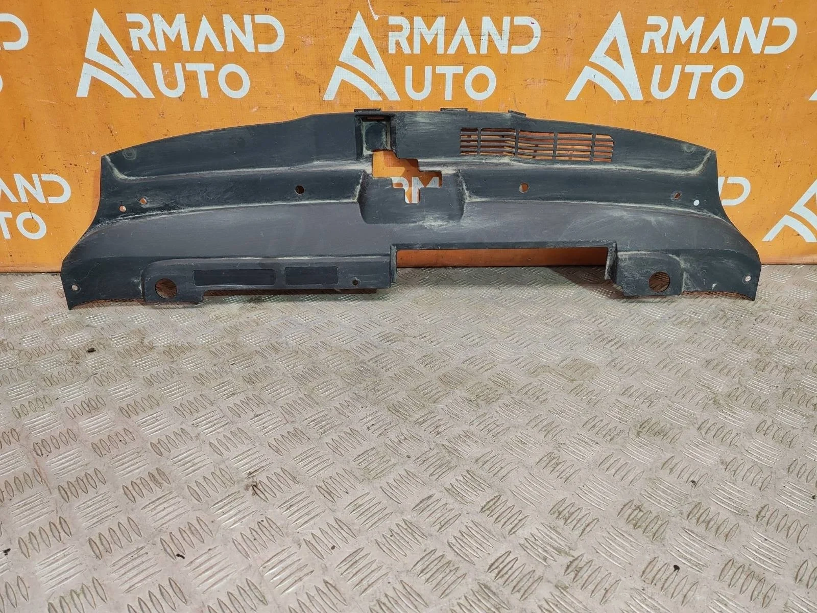 Кожух замка капота Kia K5 2020-нв 3