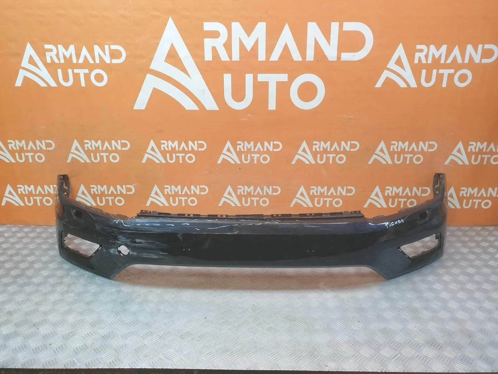 Бампер Volkswagen Tiguan 2016-2020