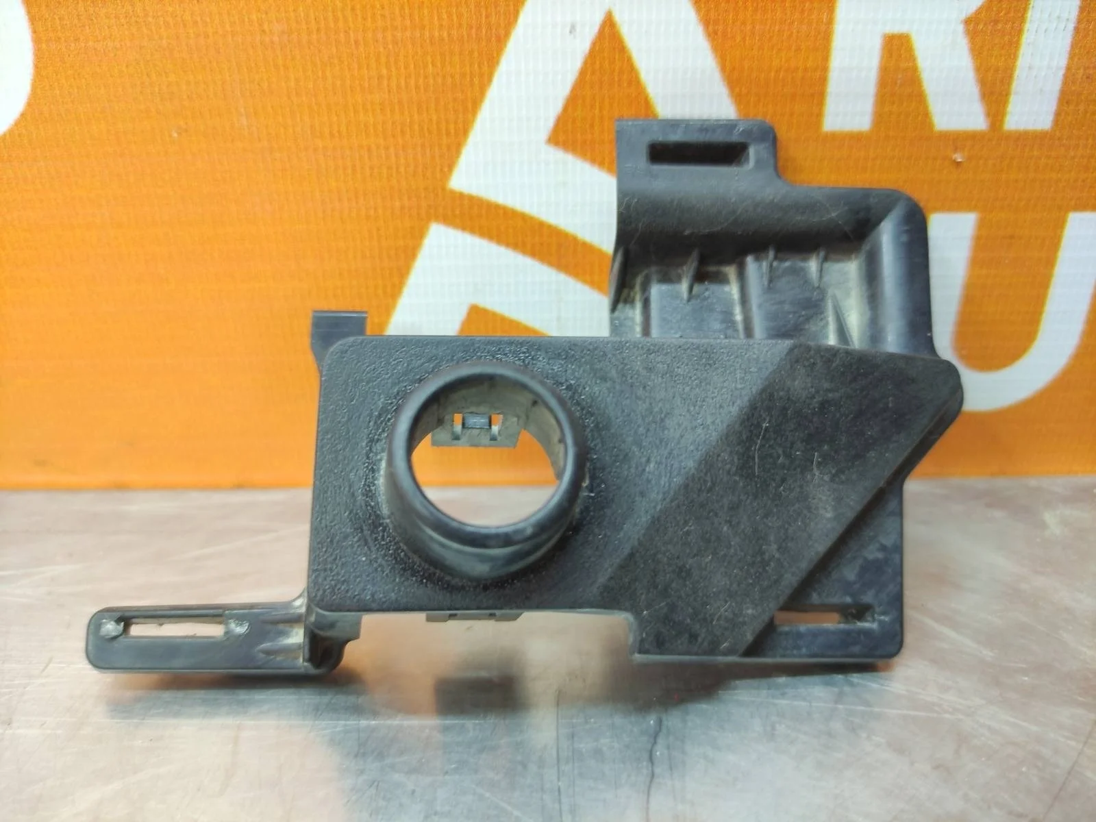 Кронштейн датчика парковки Lexus RX 2019-нв 4