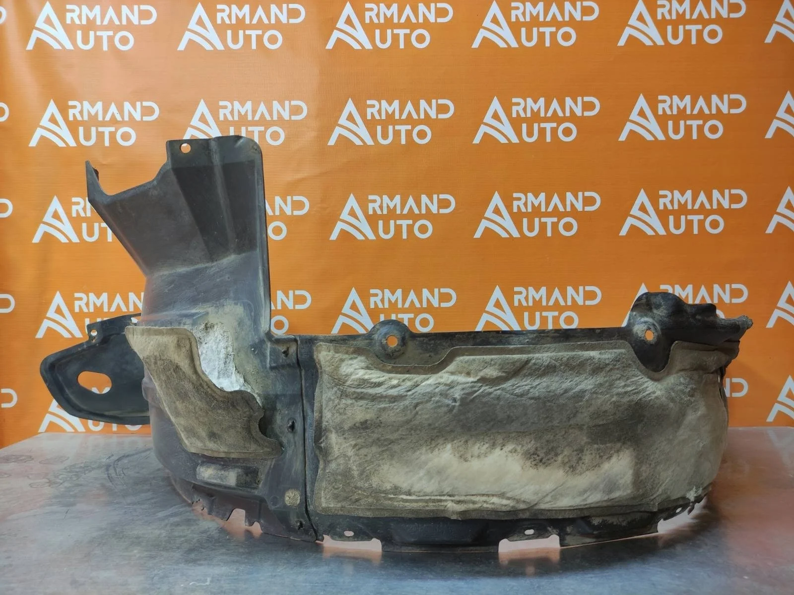 Подкрылок Lexus LX 2015-2023 URJ200