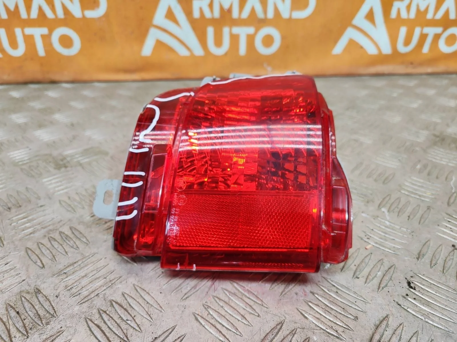 Фонарь противотуманный Toyota Land Cruiser 2015-2021 200