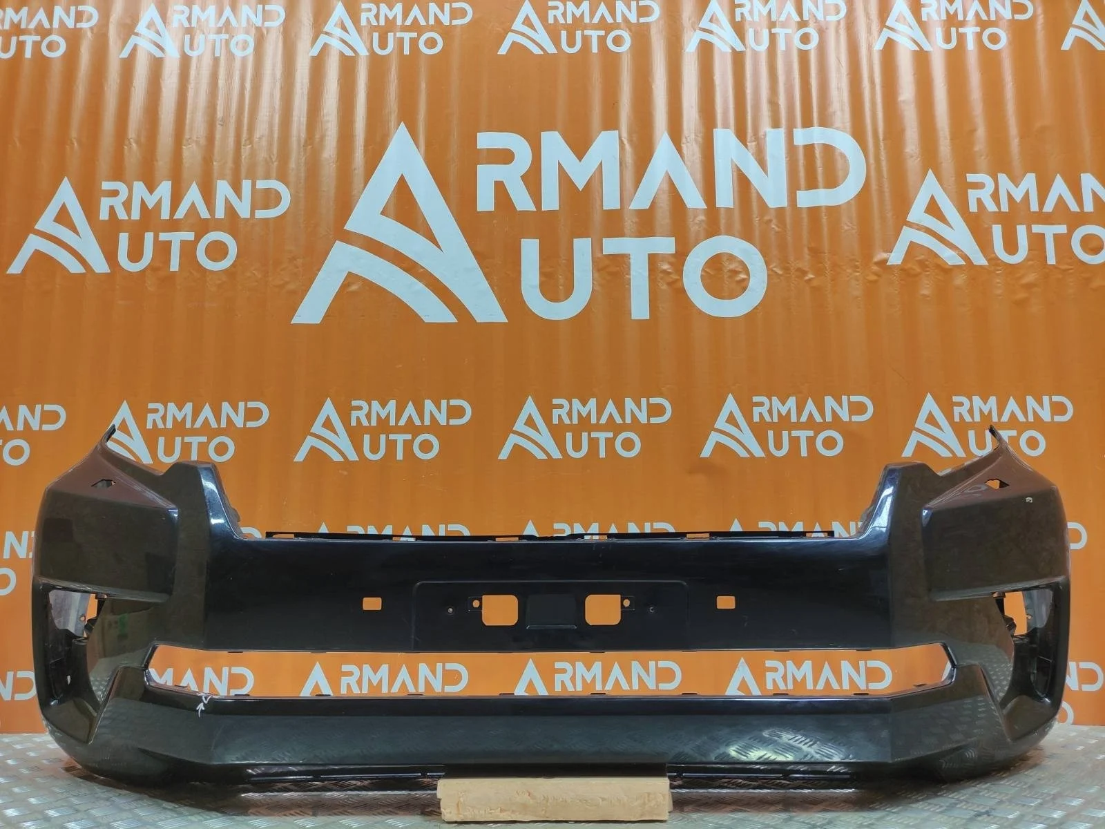 Бампер Toyota Land Cruiser Prado 2017-нв 150