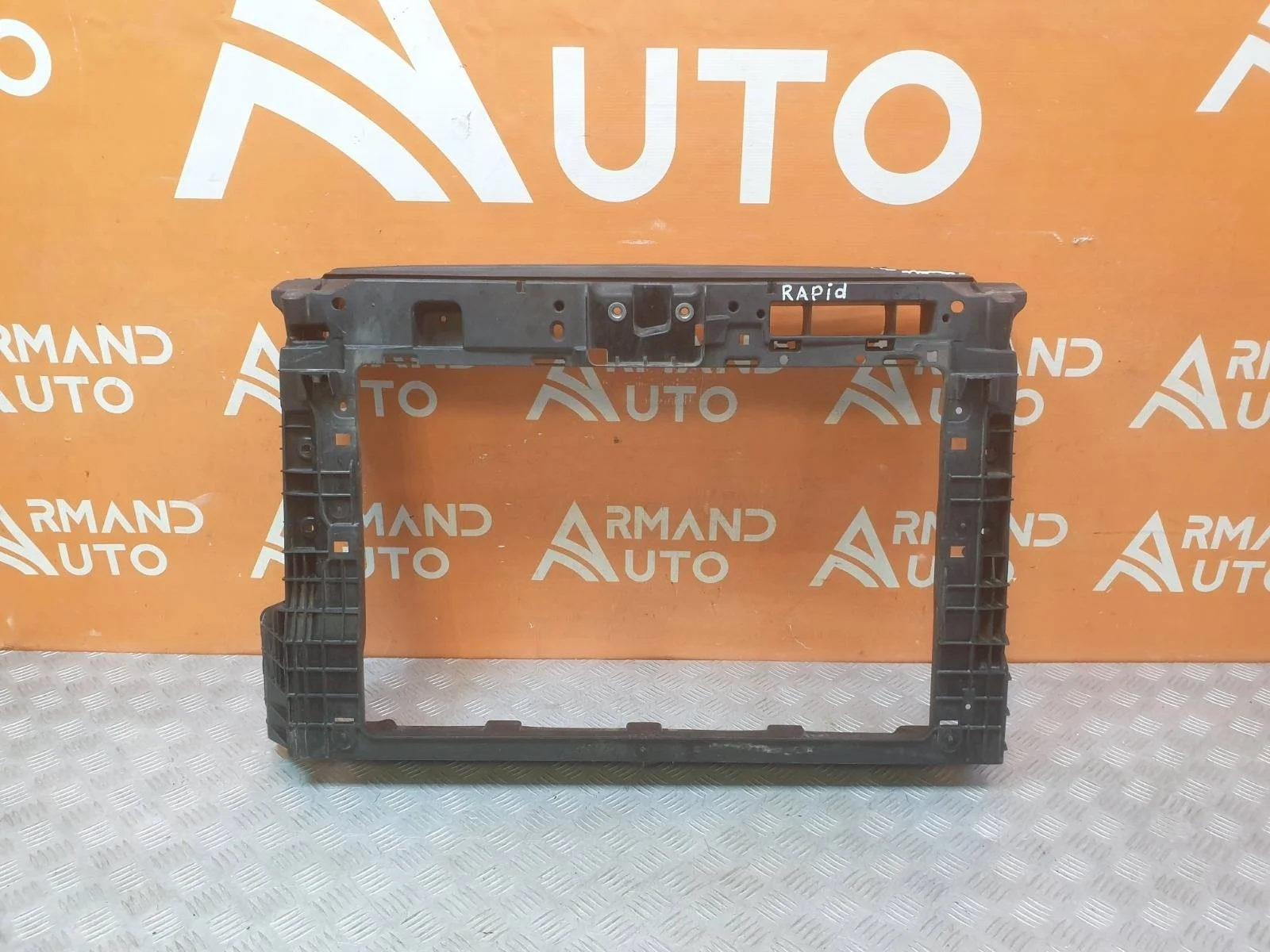 Панель передняя (суппорт радиатора) Skoda Rapid 2020-нв