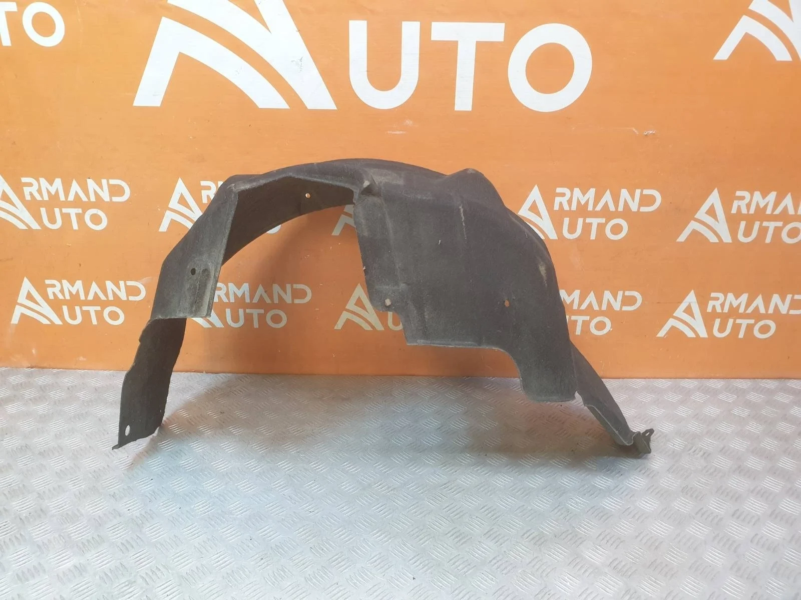 Подкрылок Toyota Camry 2017-нв 8 XV70