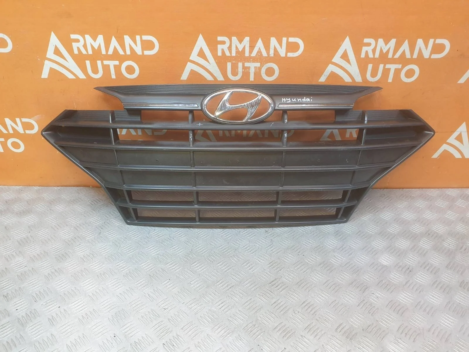 Решетка радиатора Hyundai Elantra 2018-2020 6 AD