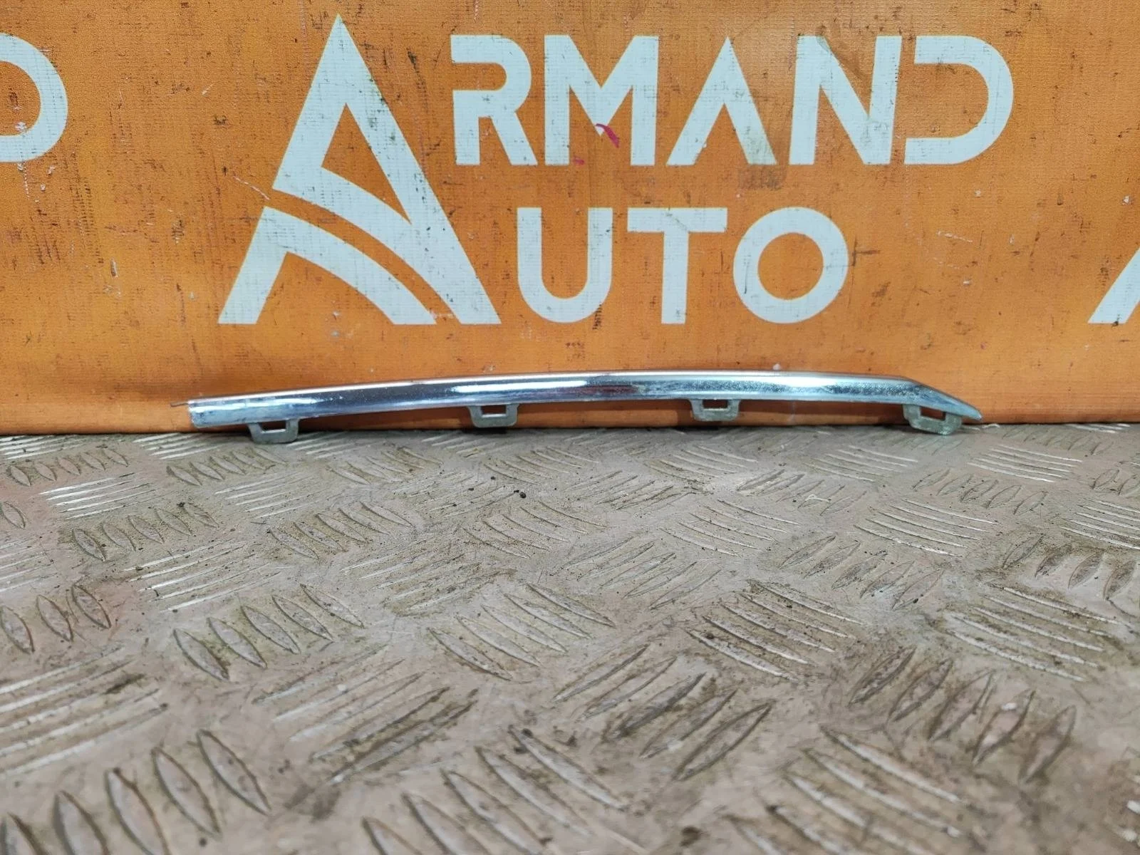 Накладка решетки радиатора Volkswagen Polo 2014-2020 5