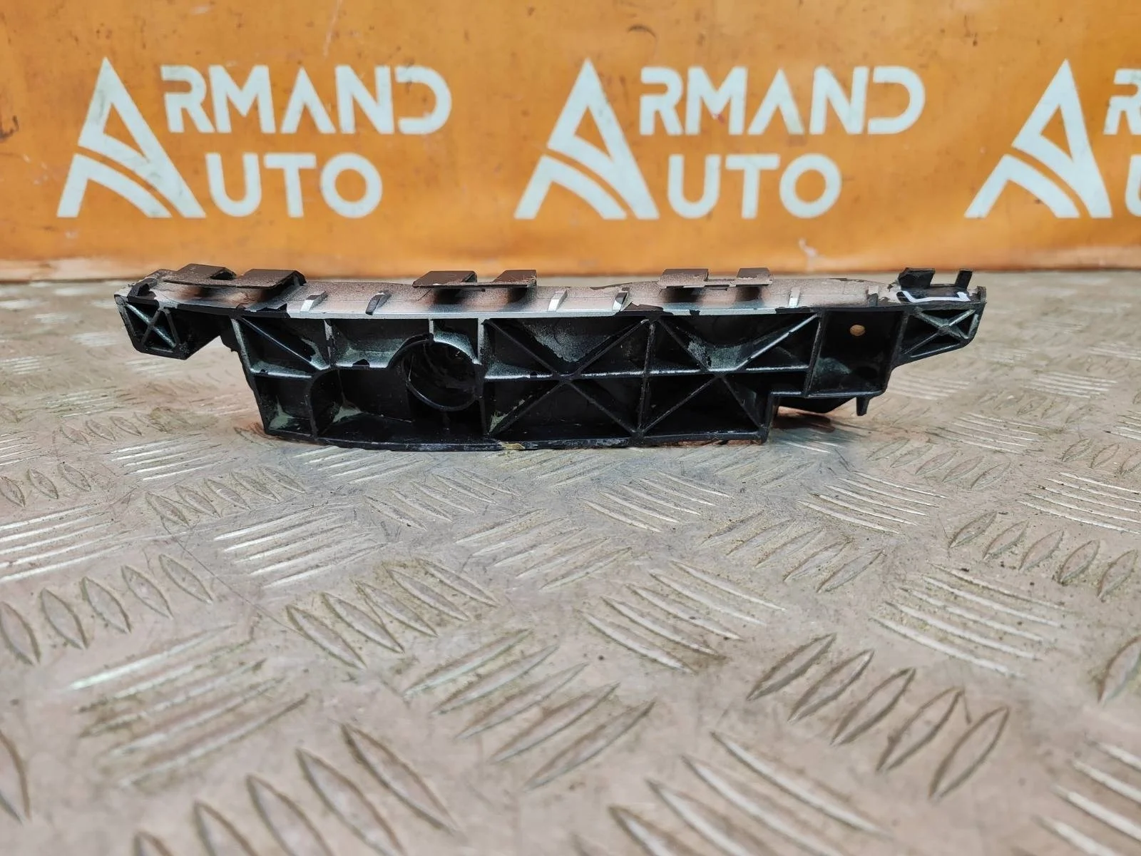 Кронштейн бампера Hyundai IX35 2010-2015