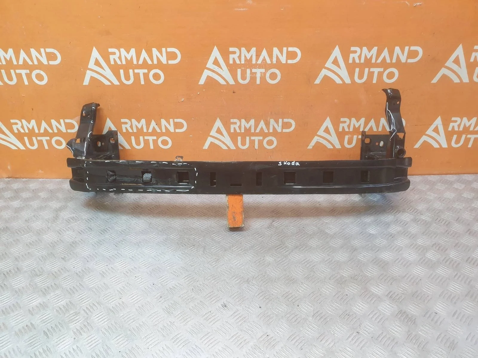Усилитель бампера Skoda Kodiaq 2016-нв