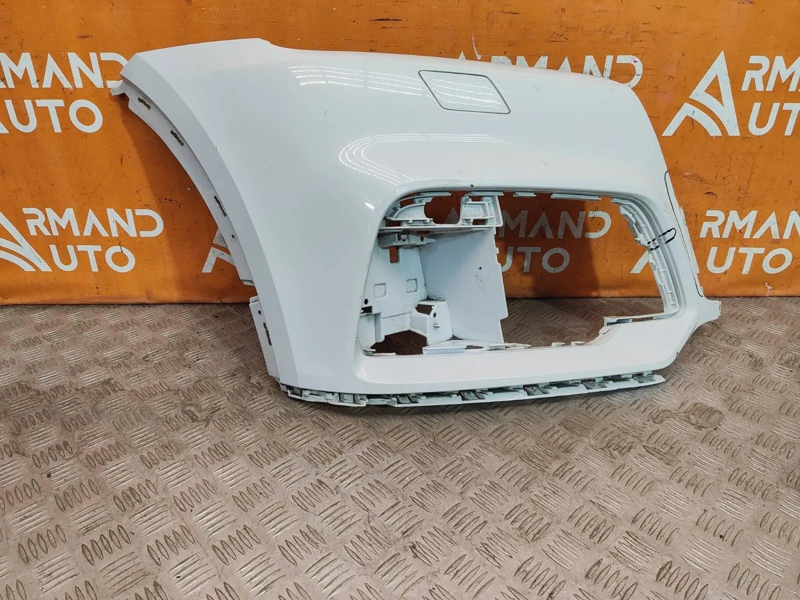 Бампер Audi Q5 2017-2020 FY