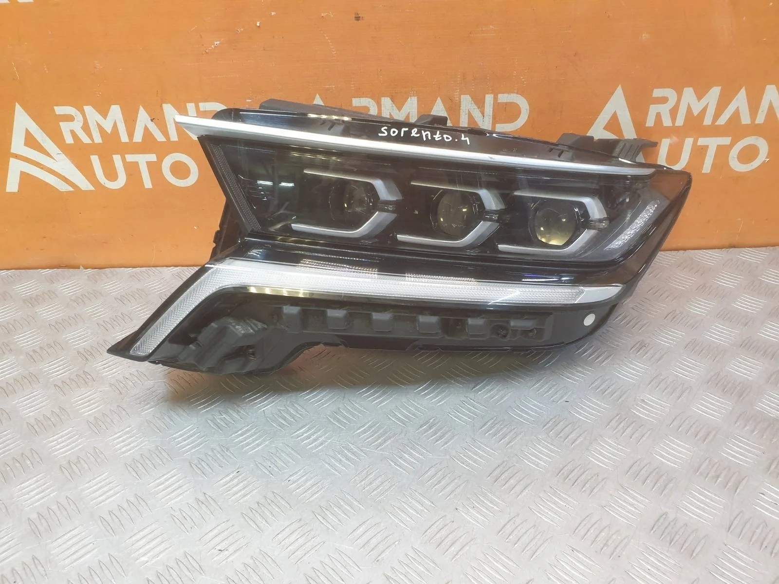 Фара Kia Sorento 2020-нв 4
