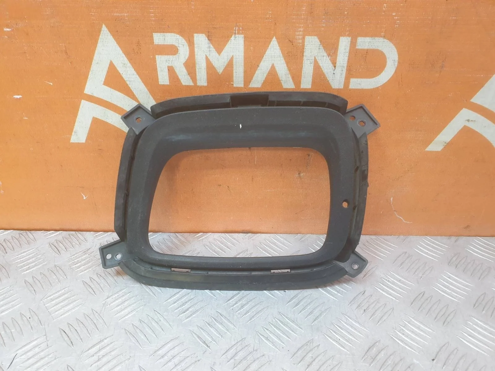 Окантовка птф Kia Sorento 2012-2019 XM