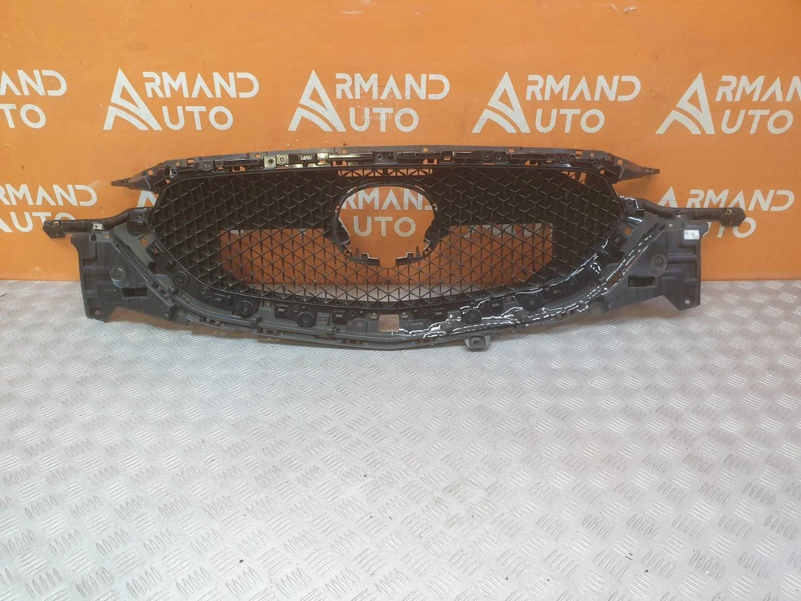 Решетка радиатора Mazda CX-5 2017-нв