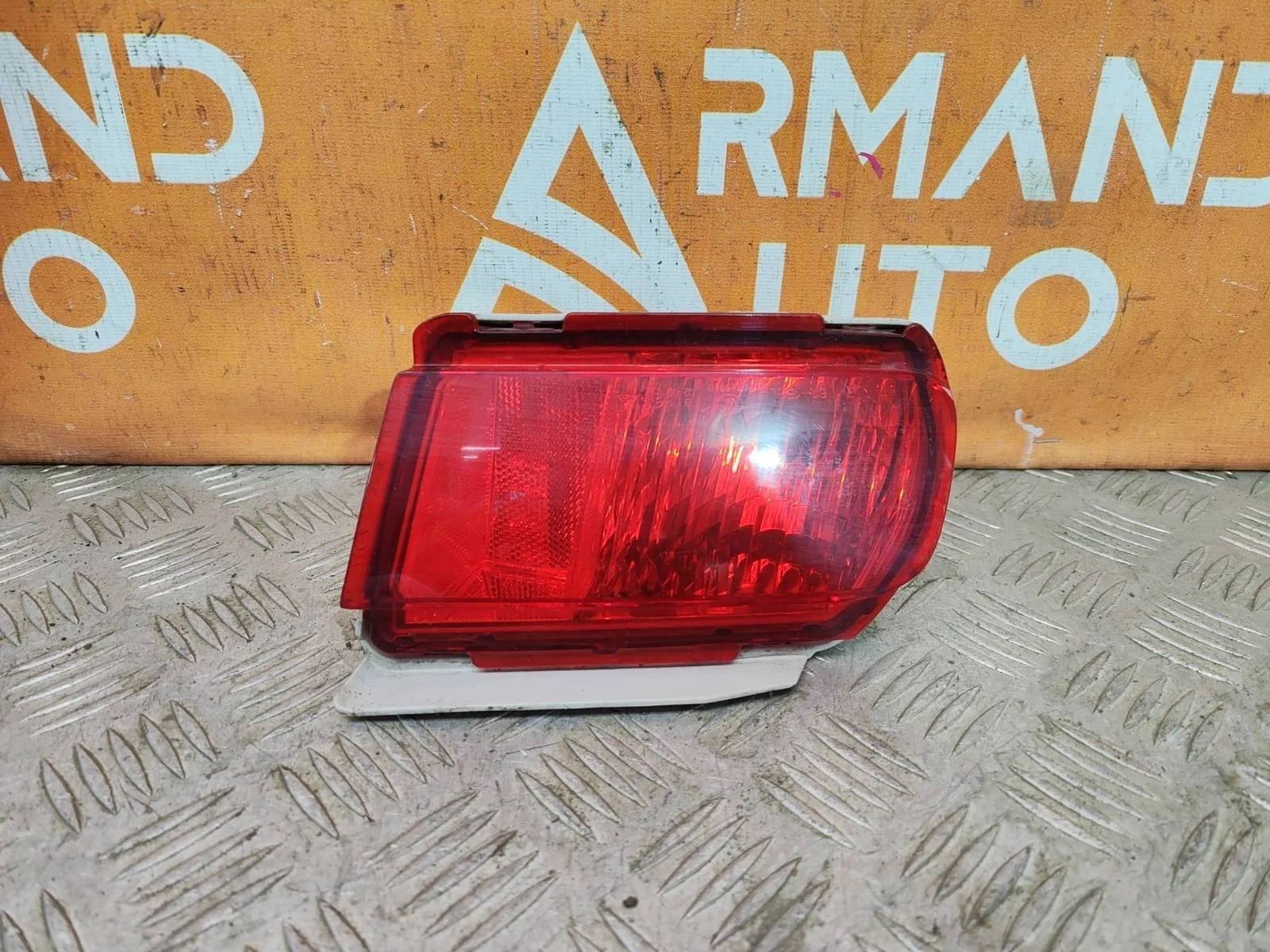 Фонарь противотуманный Toyota Land Cruiser Prado 2009-нв 150