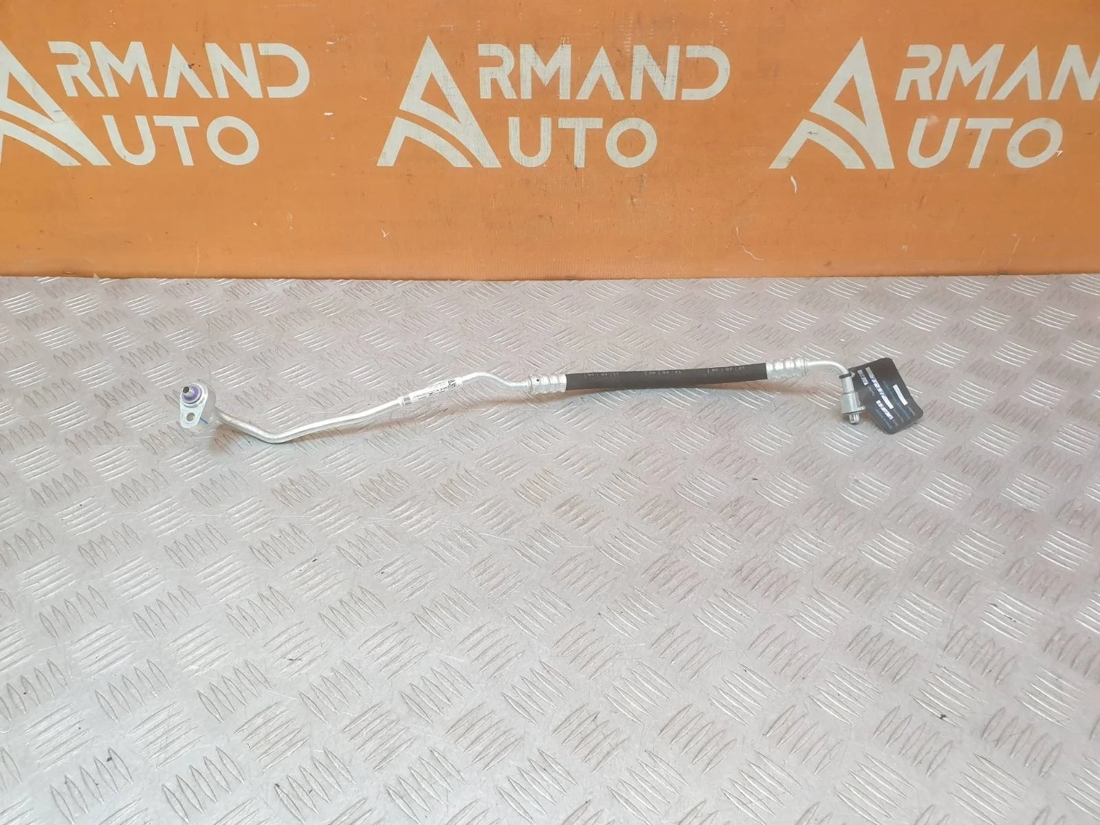 Трубка кондиционера Mercedes -Class 2016-нв W213, S213, C238