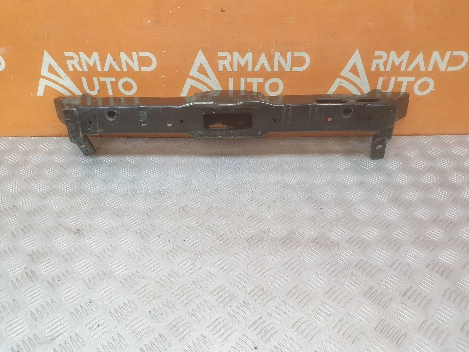 Панель передняя (суппорт радиатора) верхняя Kia Soul 2013-2019 PS