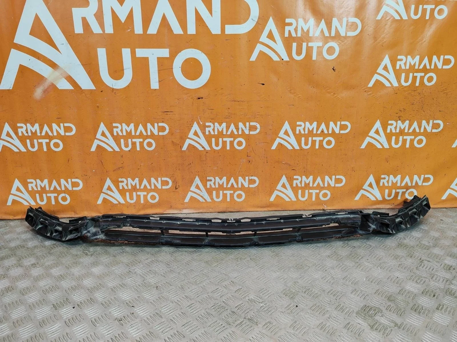 Кронштейн бампера Mercedes -Class 2016-2020 W213, S213