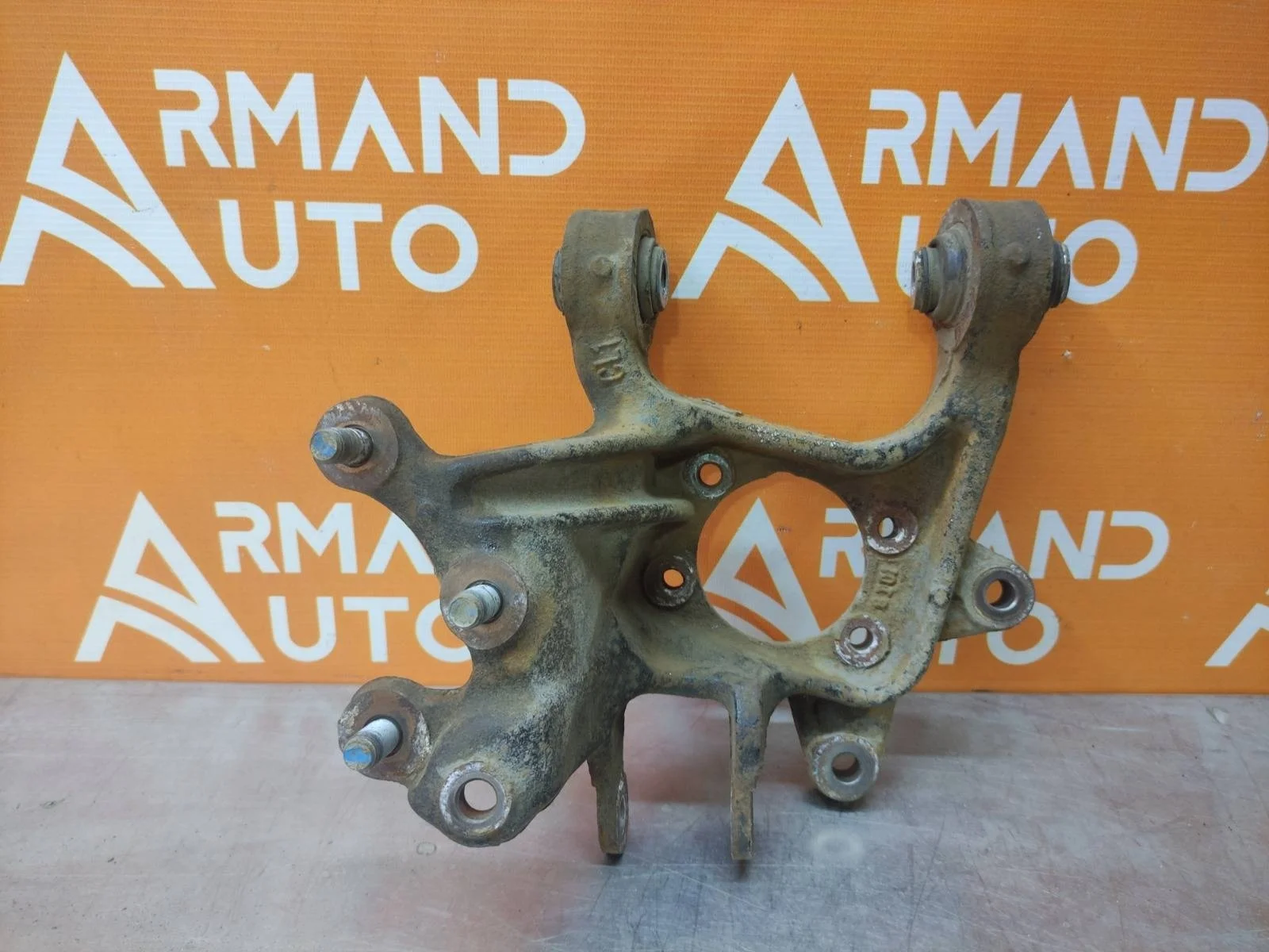 Кулак поворотный Kia Optima 2015-2020 4 JF