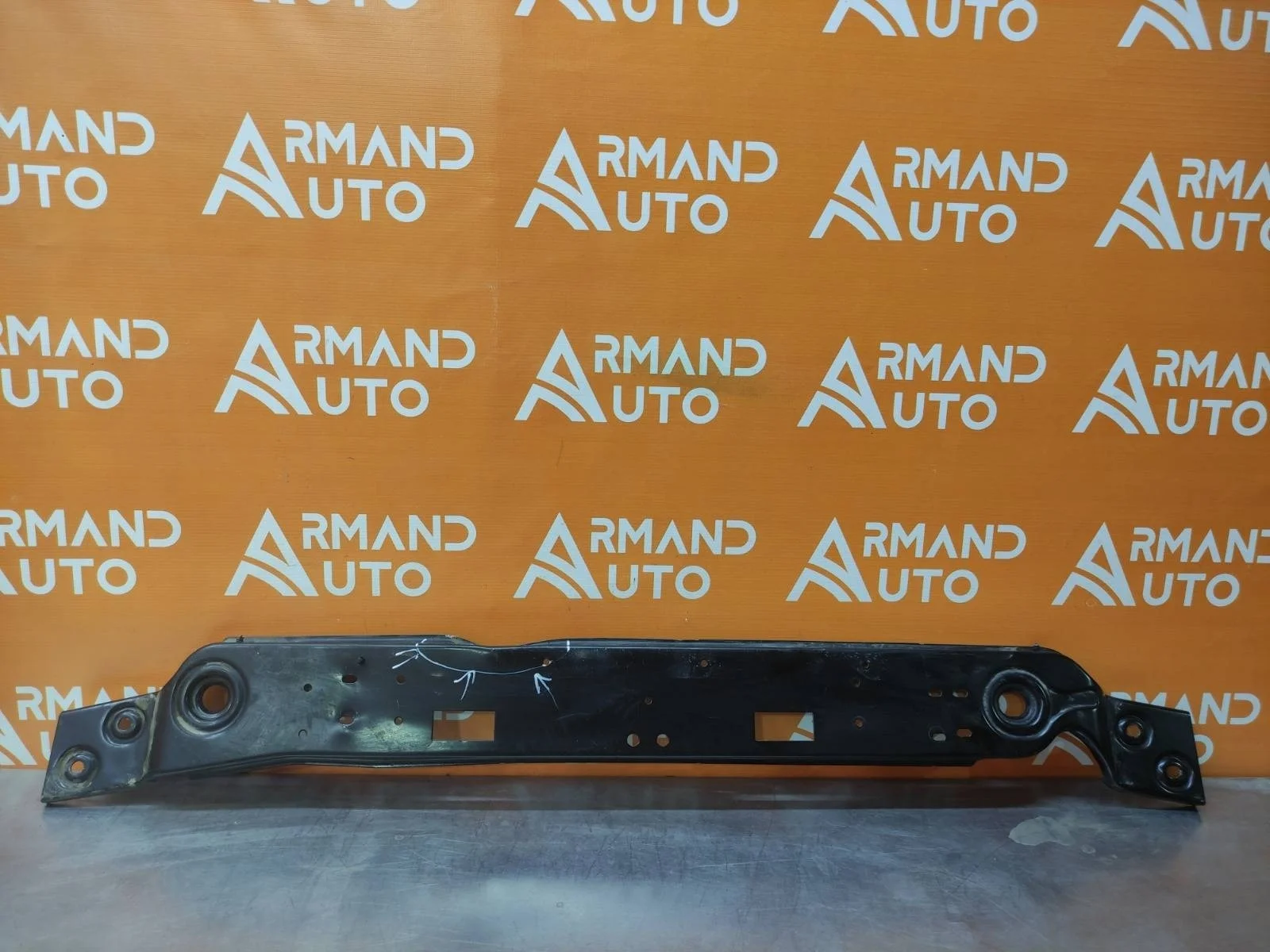 Кронштейн радиатора нижний Ford Transit 2014-нв 7 TTG