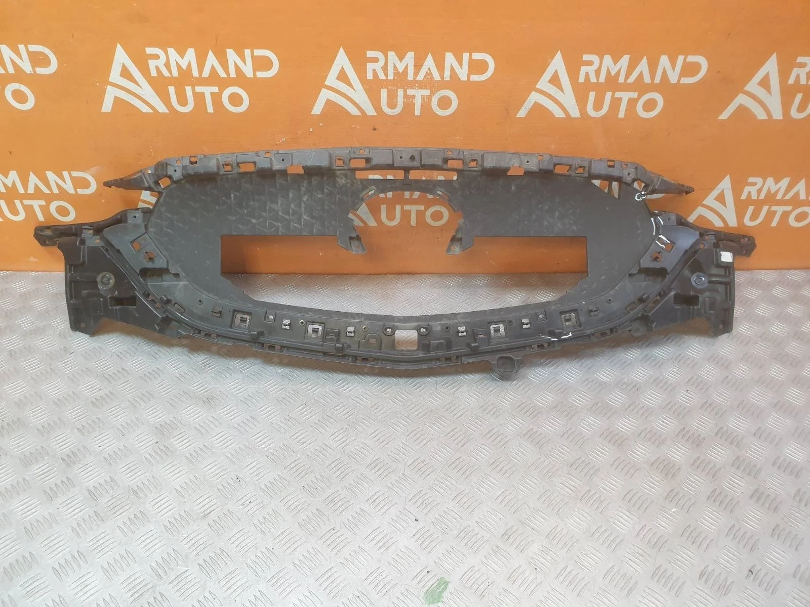 Решетка радиатора Mazda CX-5 2017-нв