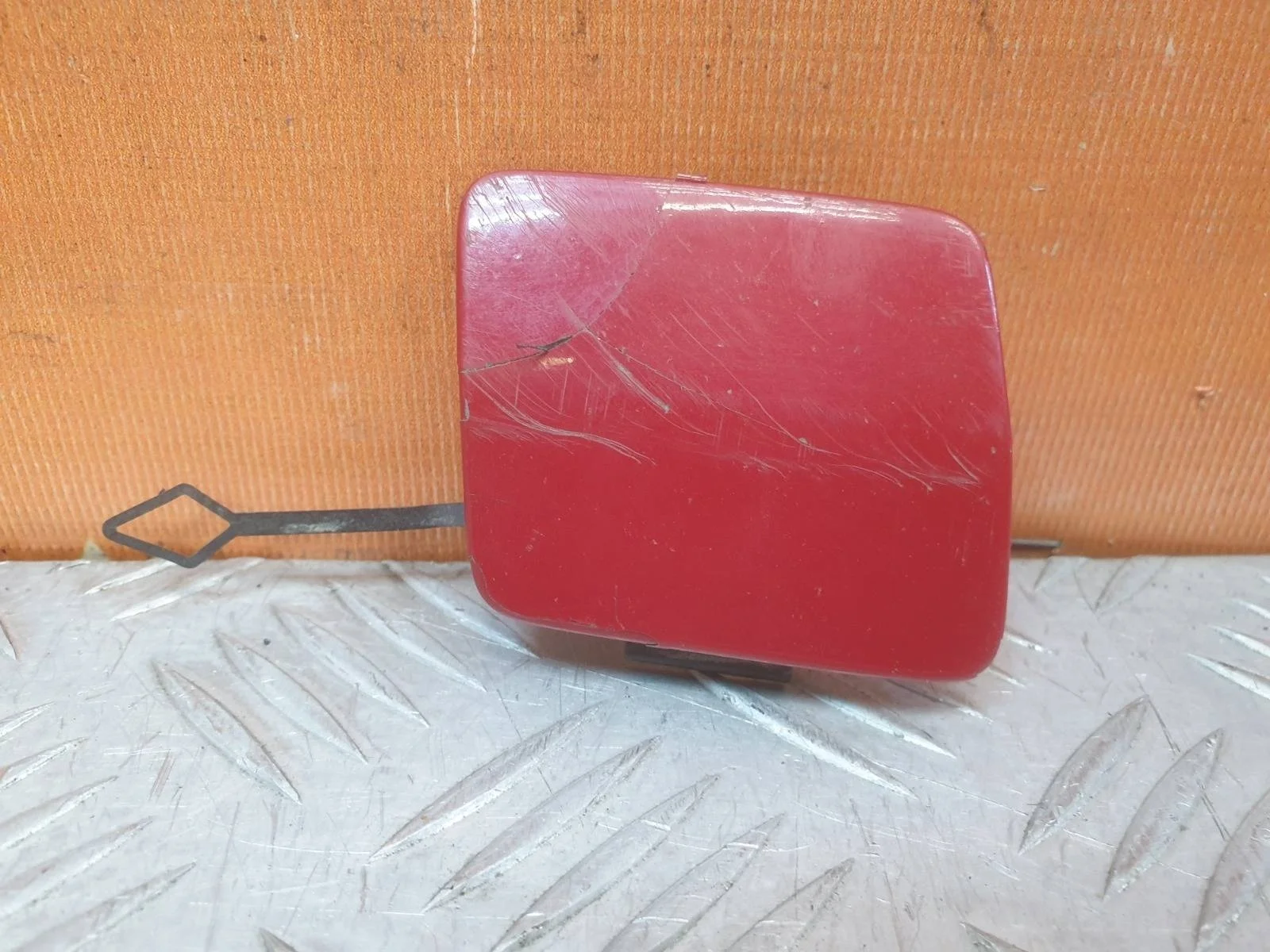 Заглушка буксировочного крюка BMW 1 series 2011-2015 F20 F21