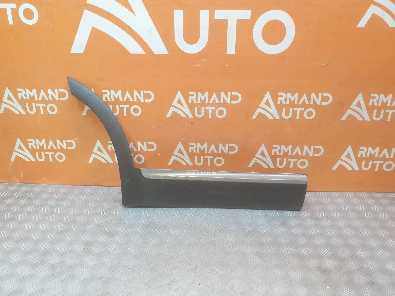 Молдинг двери Kia Sorento 2014-2020 3 Prime UM