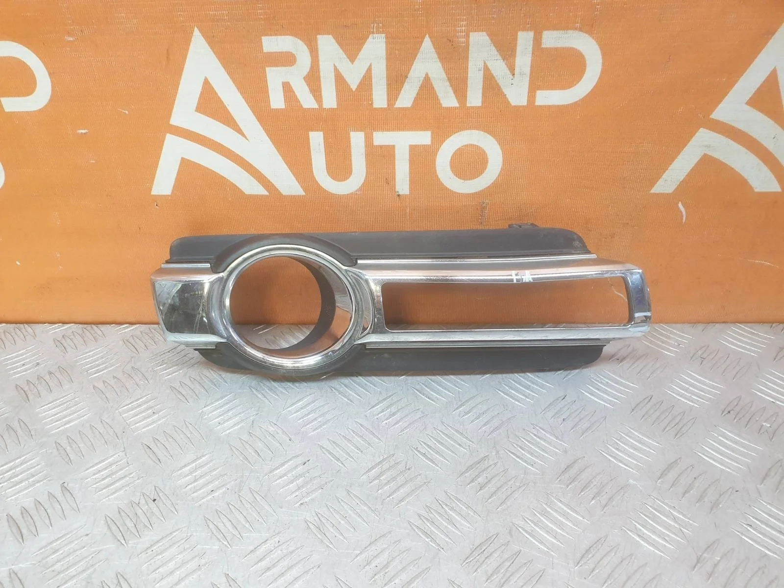 Окантовка птф Mitsubishi Pajero 2014-нв