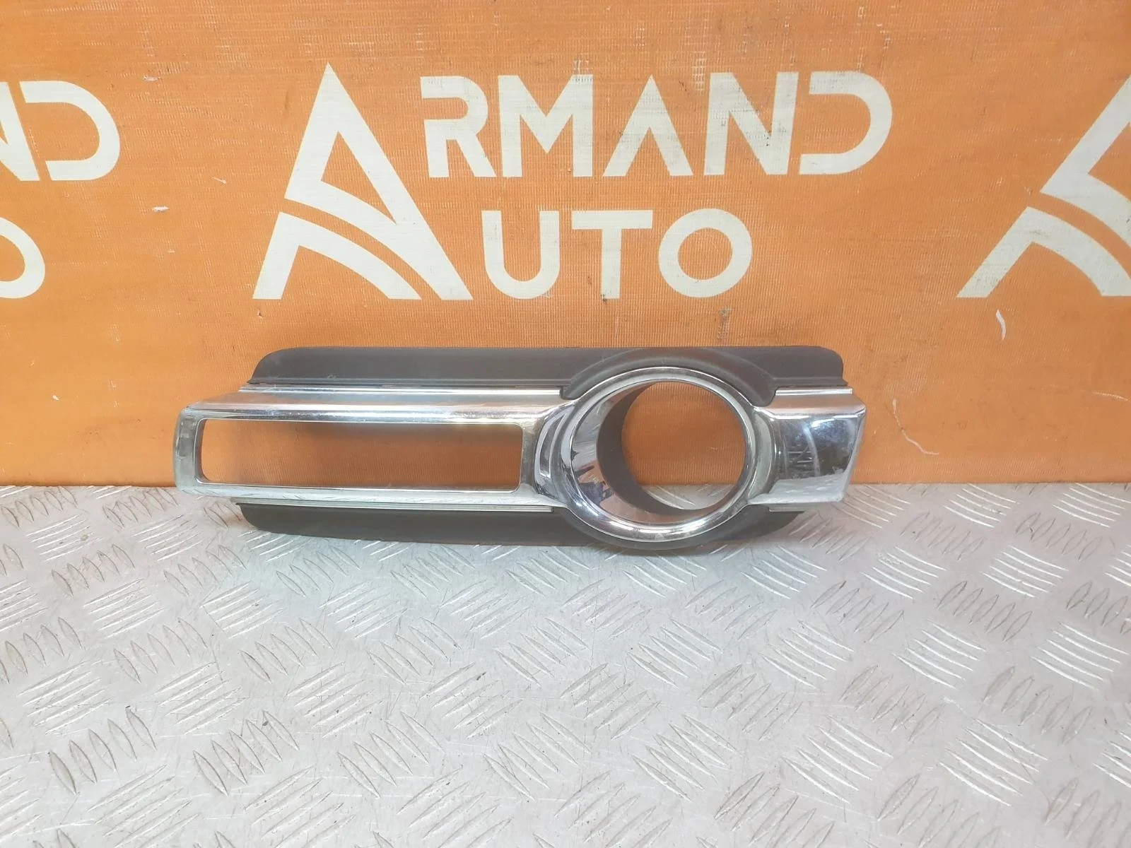 Окантовка птф Mitsubishi Pajero 2014-нв