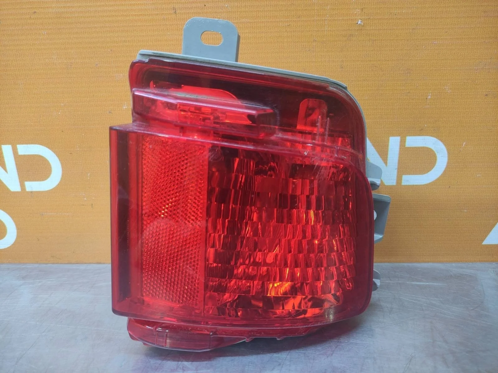 Фонарь противотуманный Toyota Land Cruiser 2015-2021 200