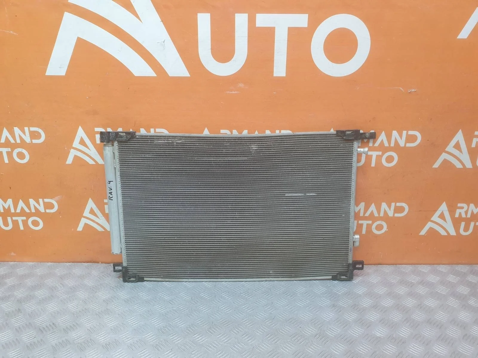 Радиатор кондиционера Toyota Camry 2017-нв 8 XV70