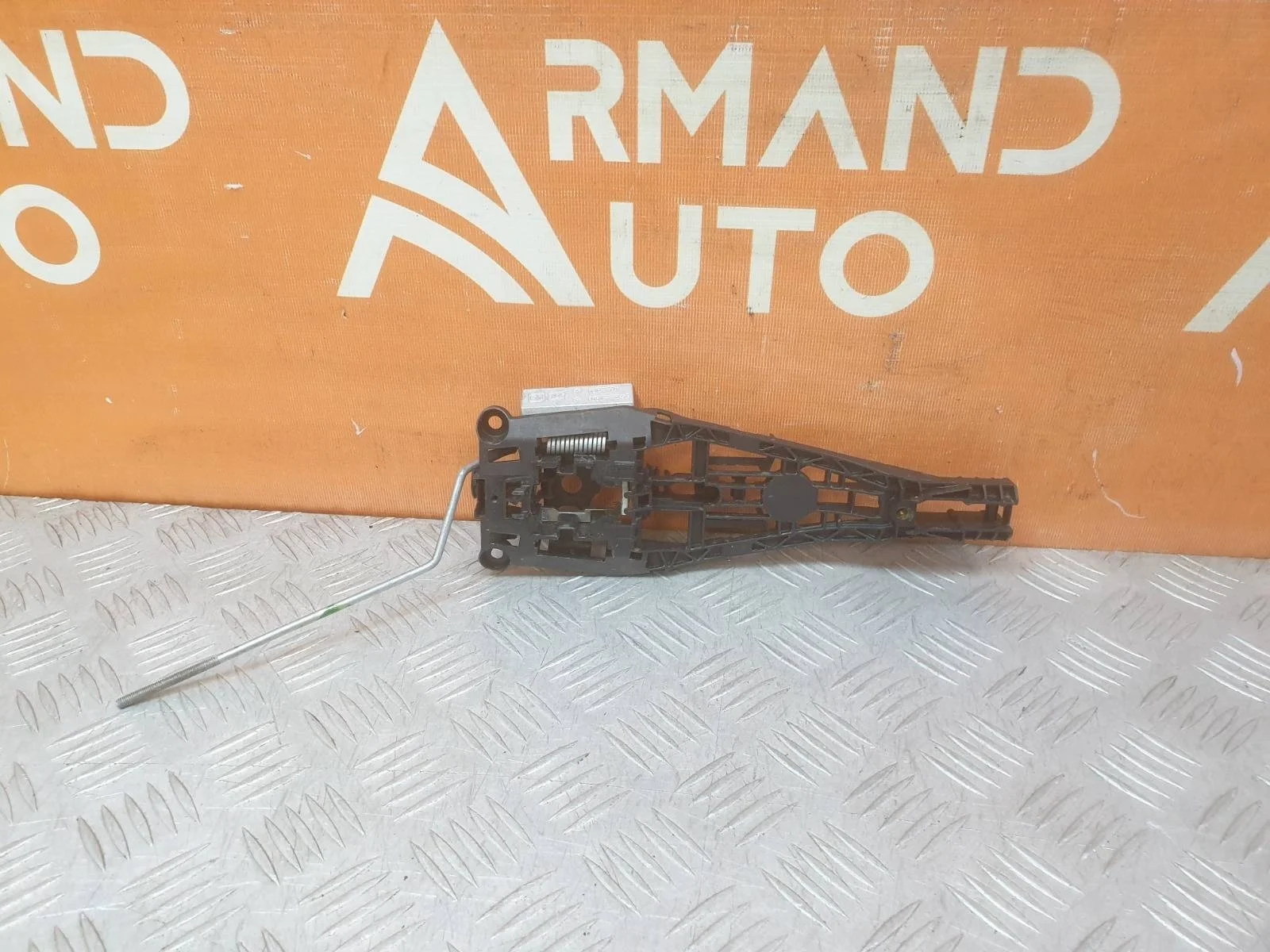 Кронштейн ручки двери Opel Mokka 2012-2019