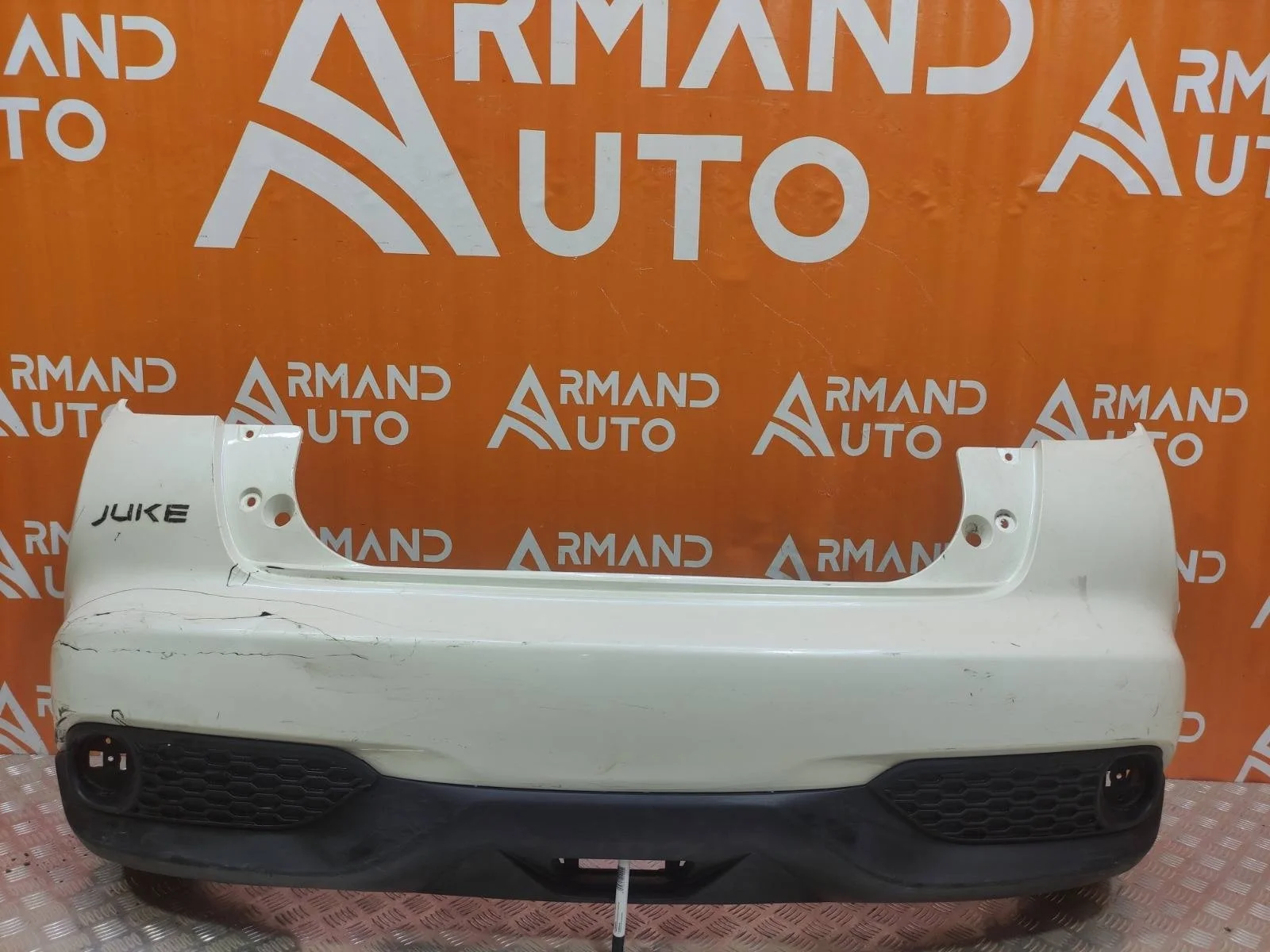 Бампер Nissan Juke 2014-2019 YF15